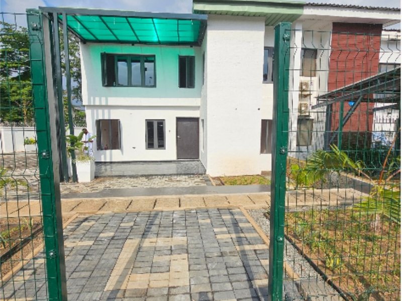 Residential-to-Office Renovation, Garki